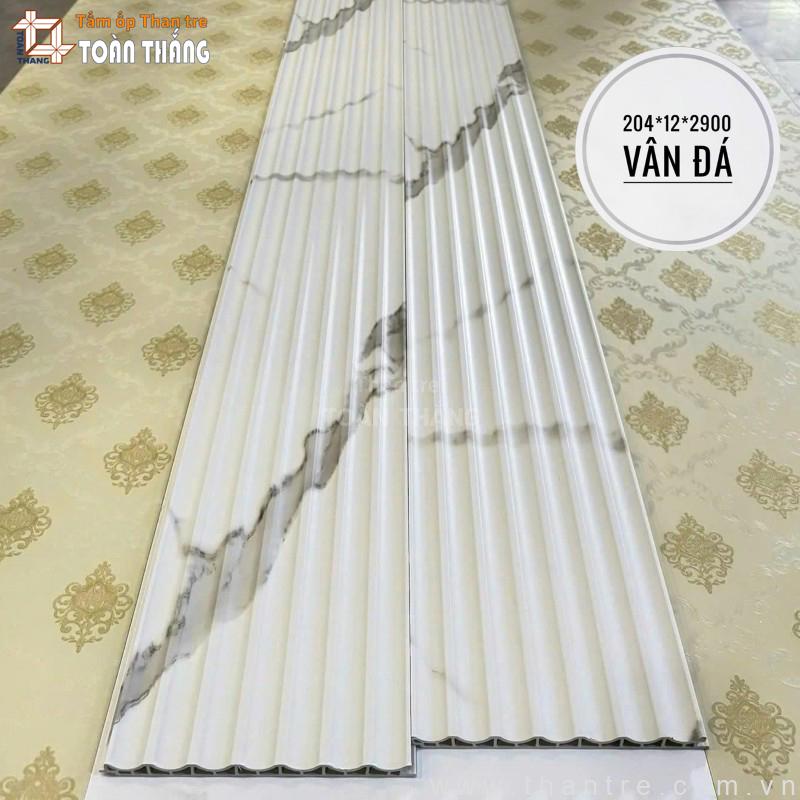 Lam sóng bán nguyệt lõm vân đá