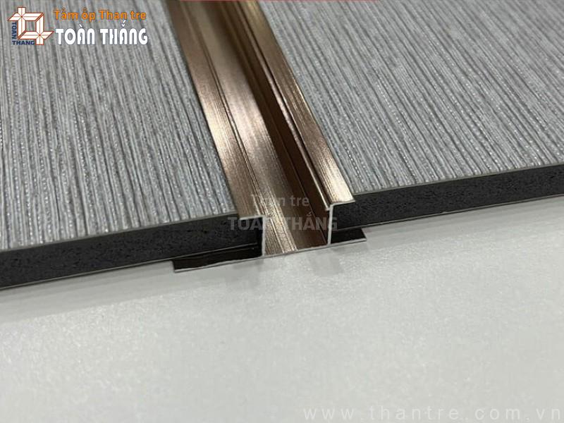 Nẹp U nhôm nối tấm