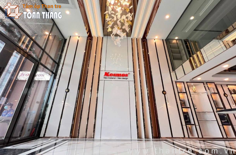 Tấm ốp than tre Kosmos có showroom xem mẫu thực tế