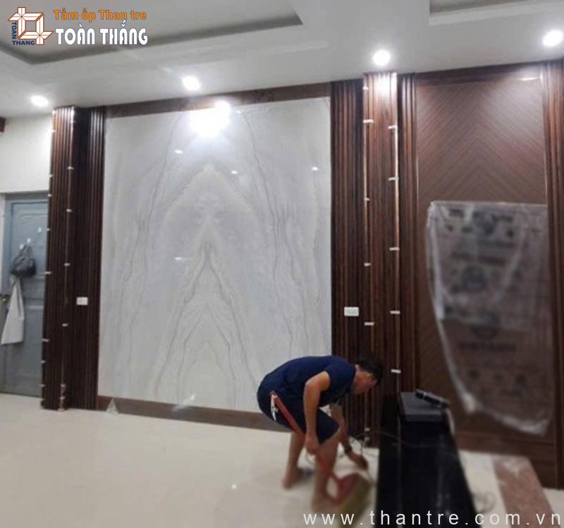 15+ Mẫu Tấm ốp than tre vân đá đối xứng, cân đối đẹp 19 Tấm ốp than tre Toàn Thắng – nhận thi công tấm ốp than tre vân đá đối xứng theo yêu cầu